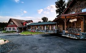 Adirondack Spruce Lodge